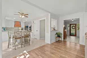 15710 Crestbrook Dr, Houston, TX 77059 - Photo 15