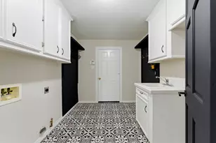 23 Shearwater Pl, The Woodlands, TX 77381 - Photo 17