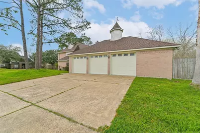 1410 Osborne Drive, Friendswood, TX 77546 - Photo 29