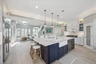 241 Tamana Dr, Galveston, TX 77554 - Photo 9