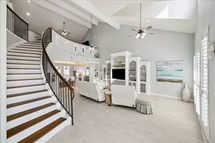 241 Tamana Dr, Tiki Island, TX 77554 - Photo 17