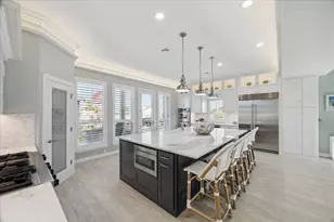 241 Tamana Dr, Tiki Island, TX 77554 - Photo 13