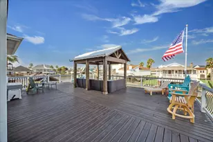 241 Tamana Dr, Tiki Island, TX 77554 - Photo 39