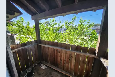 4500 Sherwood Lane #10, Houston, TX 77092 - Photo 21