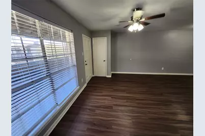 4500 Sherwood Lane #10, Houston, TX 77092 - Photo 11