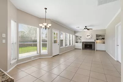 322 Welford Lane, Highlands, TX 77562 - Photo 9