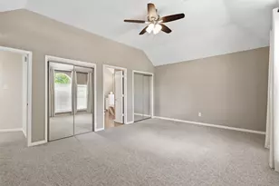 322 Welford Ln, Highlands, TX 77562 - Photo 13