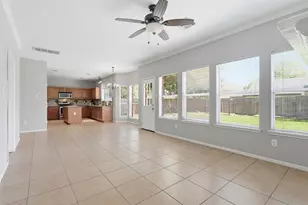 322 Welford Ln, Highlands, TX 77562 - Photo 13