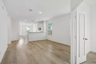 30511 Wolfburn St, Waller, TX 77484 - Photo 7