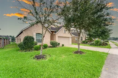 3931 Medici Court, Missouri City, TX 77459 - Photo 3