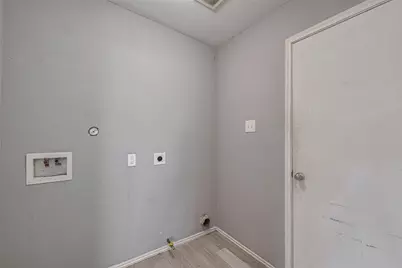 9926 Myrtle Field Lane, Houston, TX 77044 - Photo 15