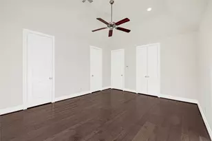 1750 W 23rd St, Houston, TX 77008 - Photo 13