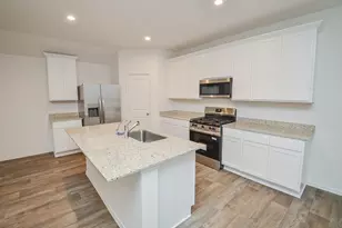 31310 Yatesbury Dr, Fulshear, TX 77441 - Photo 5