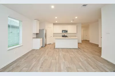 31310 Yatesbury Dr, Fulshear, TX 77441 - Photo 9