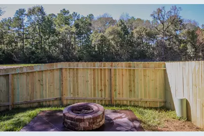 27 Summerhaze Circle, The Woodlands, TX 77382 - Photo 3