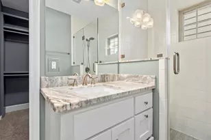 7036 W 43rd St, Houston, TX 77092 - Photo 21