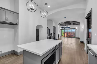 1906 W 25th Street, Houston, TX 77008 - Photo 5