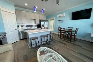 1411 12th St, Galveston, TX 77550 - Photo 5