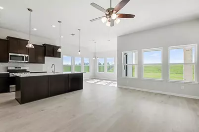 2000 Twin Lakes Boulevard, West Columbia, TX 77486 - Photo 9