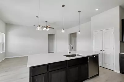 2000 Twin Lakes Boulevard, West Columbia, TX 77486 - Photo 13