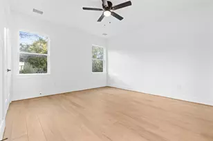 8403 Sunnyhill St, Houston, TX 77088 - Photo 15