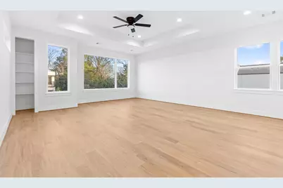 8403 Sunnyhill Street, Houston, TX 77088 - Photo 15