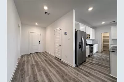 8706 Marlow Drive, Texas City, TX 77591 - Photo 7
