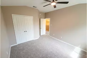 31723 Royal Woods Ct, Conroe, TX 77385 - Photo 13