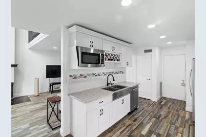 15932 Seahorse Drive #272, Houston, TX 77062 - Photo 9