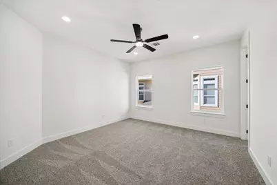 304 Enid Street, Houston, TX 77009 - Photo 31