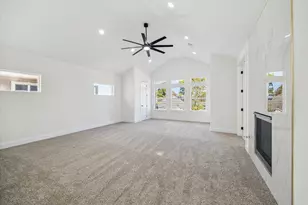 304 Enid St, Houston, TX 77009 - Photo 33