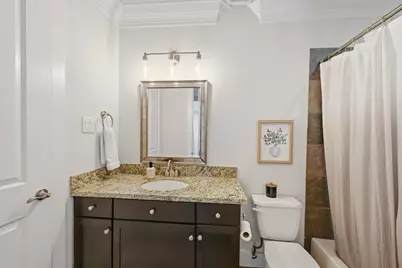 510 Lovett Boulevard #301, Houston, TX 77006 - Photo 11