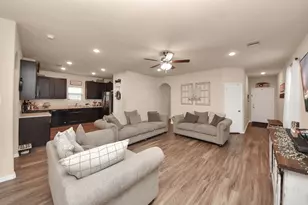 13243 Montane Manor Ln, Houston, TX 77044 - Photo 15