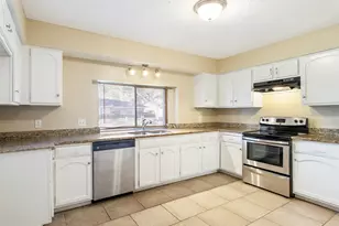 2819 W Birchdale Dr, Missouri City, TX 77489 - Photo 5
