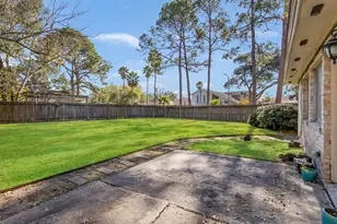 2819 W Birchdale Dr, Missouri City, TX 77489 - Photo 11