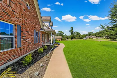 404 Northwood Park, Livingston, TX 77351 - Photo 3