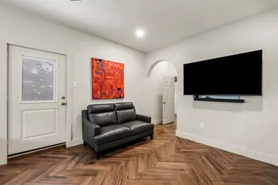 1913 Thonig Road, Houston, TX 77055 - Photo 5