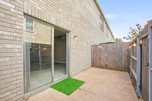 7719 Cambridge St, Houston, TX 77054 - Photo 21