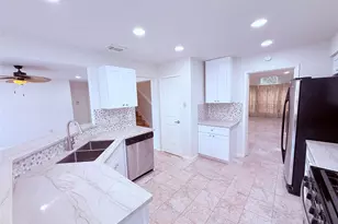 13407 Carruth Ln, Houston, TX 77083 - Photo 5