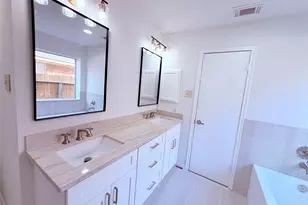 13407 Carruth Ln, Houston, TX 77083 - Photo 9