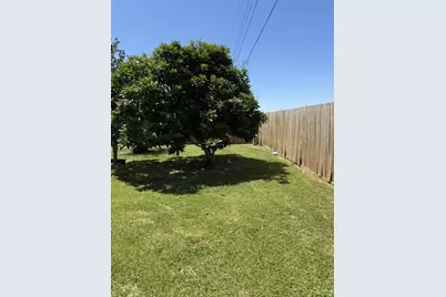 9323 Eaglewood Spring Drive, Houston, TX 77083 - Photo 21