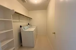 9323 Eaglewood Spring Dr, Houston, TX 77083 - Photo 19