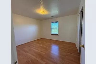 9323 Eaglewood Spring Drive, Houston, TX 77083 - Photo 13