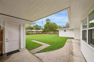427 Biscayne Blvd, El Lago, TX 77586 - Photo 25