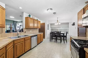 3418 Luton Park Dr, Houston, TX 77082 - Photo 7