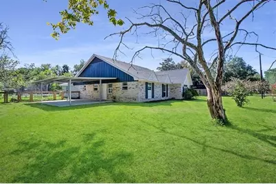 545 Elm Street, Sour Lake, TX 77659 - Photo 9