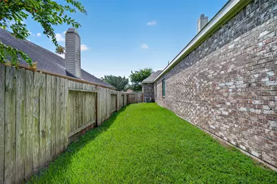 13326 Lake Chesdin Road, Houston, TX 77044 - Photo 43