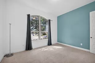 13326 Lake Chesdin Rd, Houston, TX 77044 - Photo 23