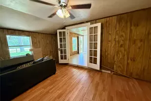 13298 County Rd 190, Alvin, TX 77511 - Photo 15