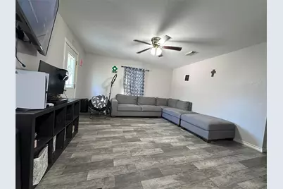 1313 Muncy Street, El Campo, TX 77437 - Photo 3